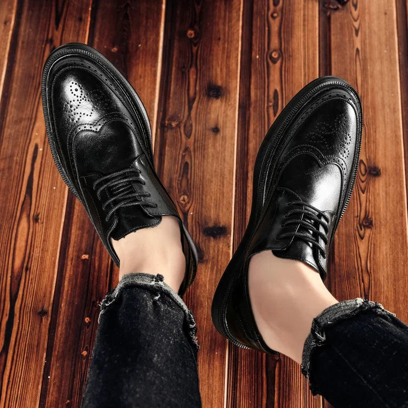 Chaussures derby avec décor brogue pour hommes | Idéal pour les occasions habillées et les sorties décontractées