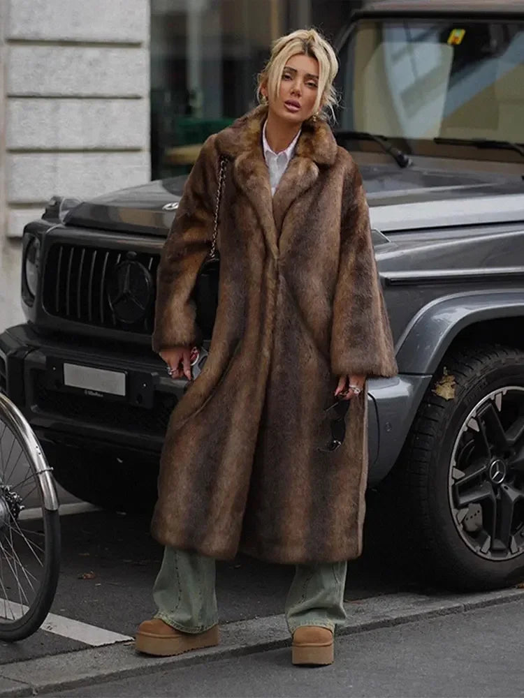 Manteau D’Hiver Long avec Doublure Imitation Fourrure pour Femme | Idéal pour Temps Froid