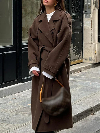 Manteau Long à Col Revers avec Ceinture et Double Boutonnage pour Femme | Idéal pour l’Automne et l’Hiver