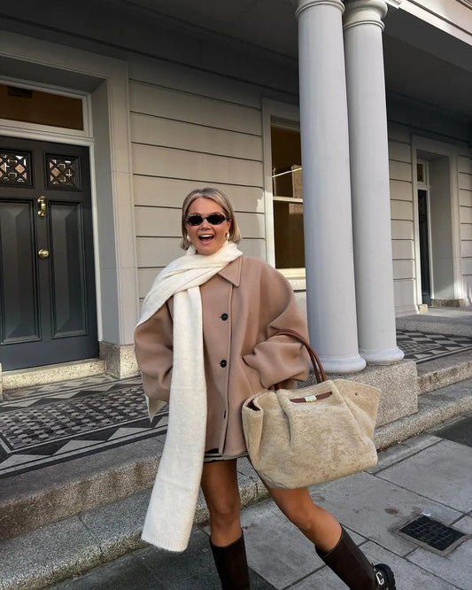Manteau d’Hiver Oversize avec Grandes Boutons pour Femme | Idéal pour Temps Froid