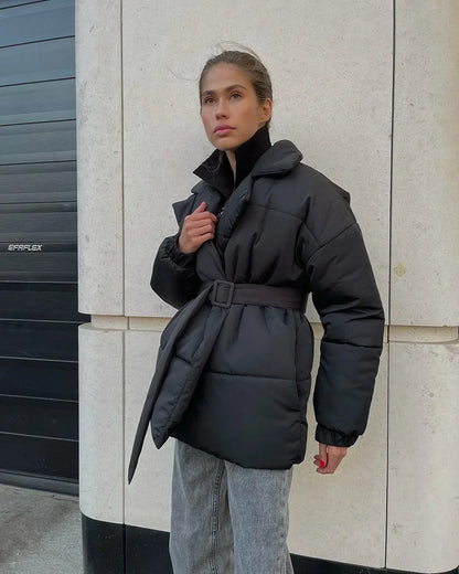 Manteau Parka Matelassé avec Détail Ceinturé pour Femme | Idéal pour l’Hiver