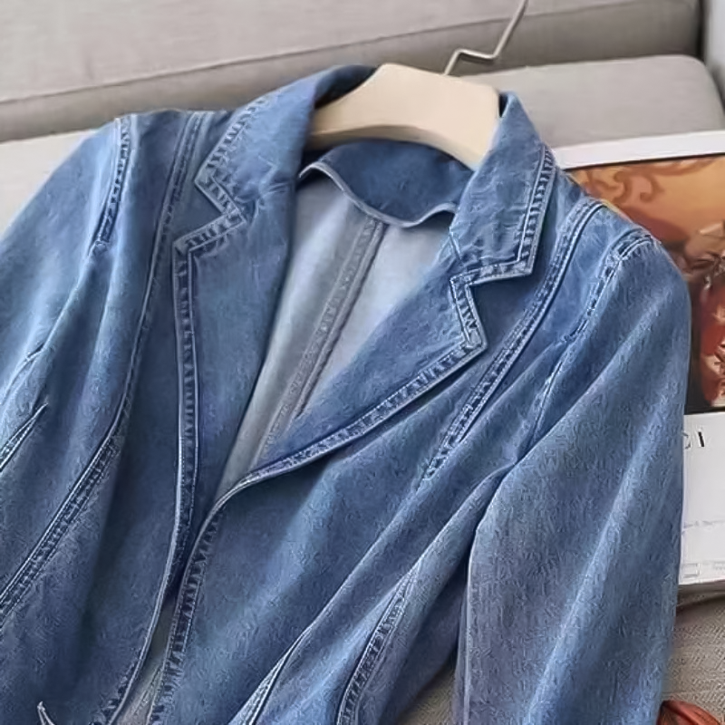 Blazer Avec Revers Cranté Et Coupe Semi-Ajustée Pour Femmes | Idéal Pour Les Saisons De Transition