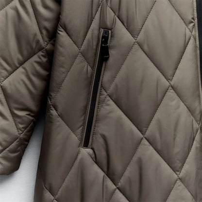 Veste Longue Matelassée avec Capuche Réglable pour Femmes | Idéale pour L’Hiver