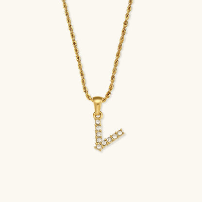 Collier initiale en pierres serties pour femmes