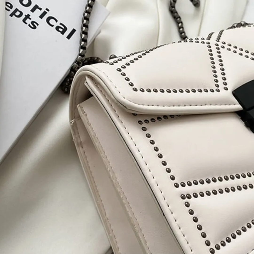 Sac Crossbody Rectangulaire avec Chaîne pour Femmes | Idéal pour le Quotidien