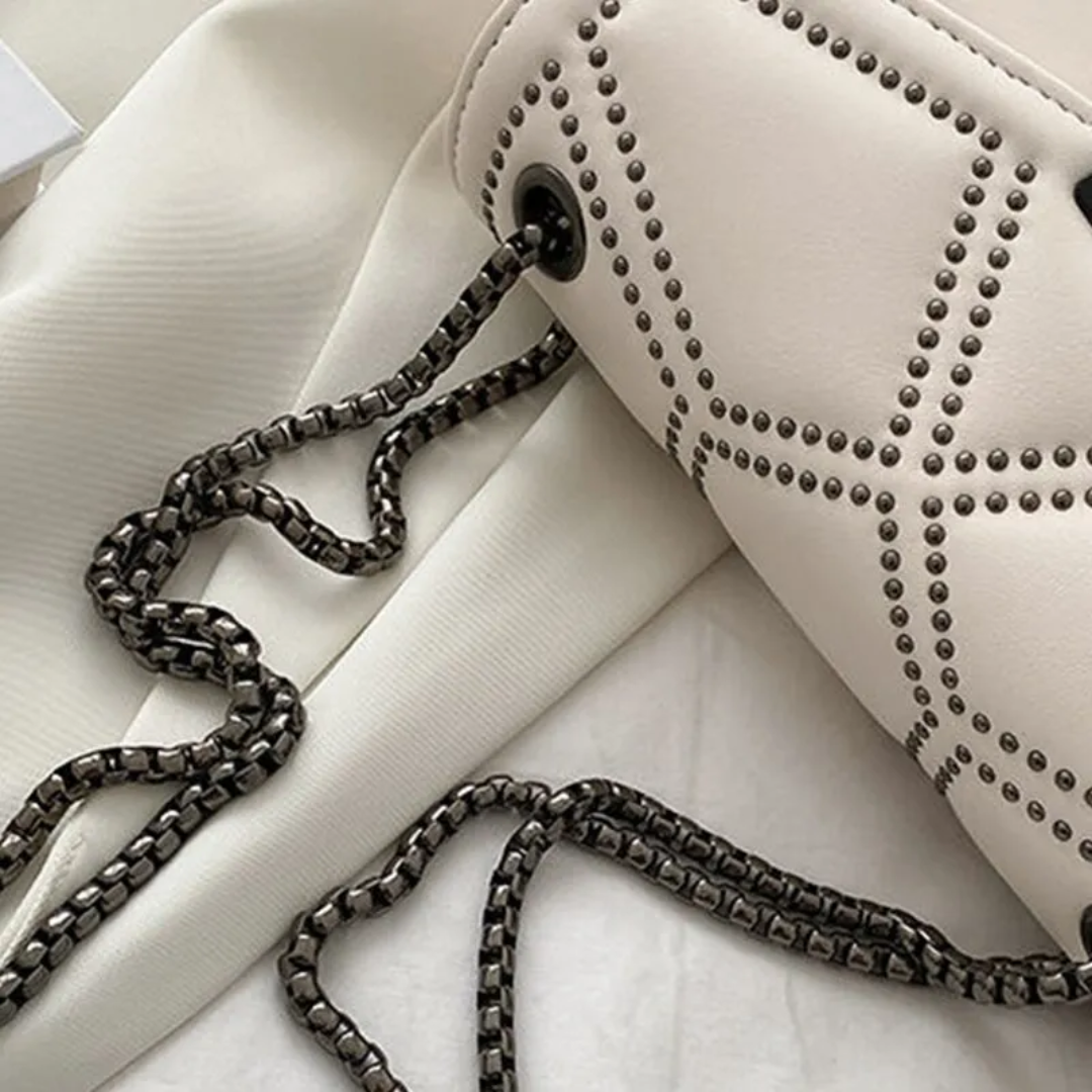 Sac Crossbody Rectangulaire avec Chaîne pour Femmes | Idéal pour le Quotidien