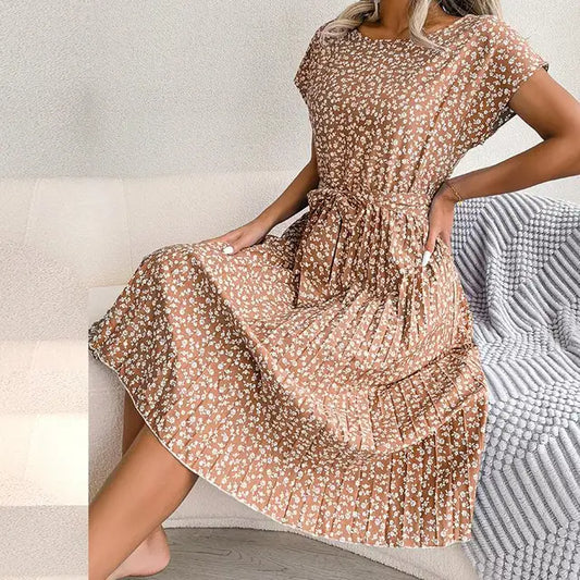 Robe d’Été à Motif Fleuri Bleu avec Coupe Aérée pour Femme | Idéale pour les Journées Chaudes