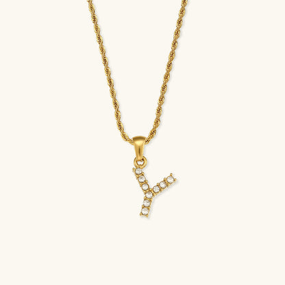 Collier initiale en pierres serties pour femmes