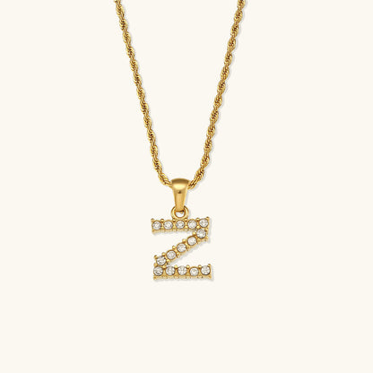 Collier initiale en pierres serties pour femmes