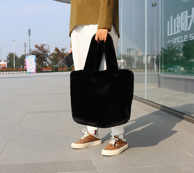 Sac Cabas en Fausses Fourrures pour Femme | Idéal pour un Usage Quotidien