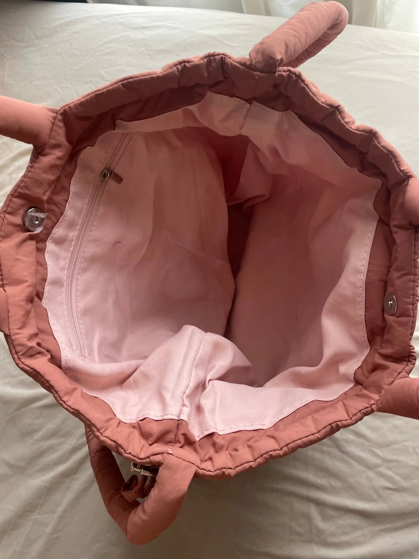 Sac à Main Matelassé avec Compartiments Multiples pour Femmes | Idéal pour un Usage Quotidien