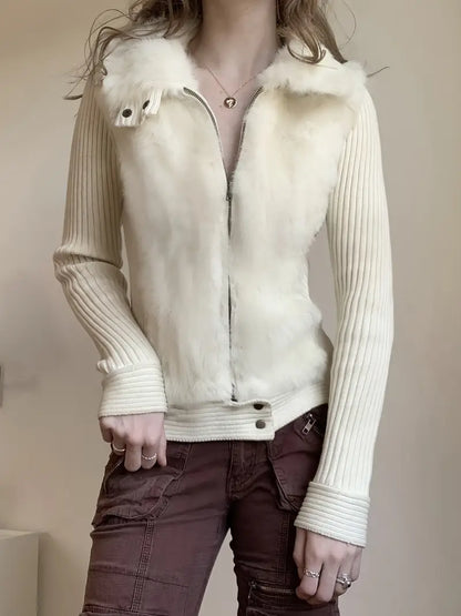 Gilet Cintré à Col Imitation Fourrure pour Femme | Idéal pour la Saison Hivernale