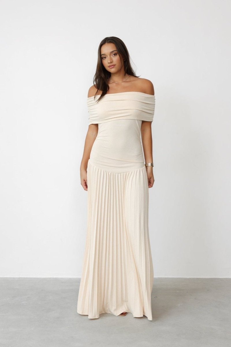 Robe Longue À Épaules Dénudées Avec Jupe Plissée Pour Femme | Idéale Pour Cérémonie Estivale
