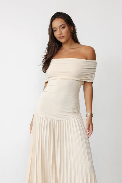 Robe Longue À Épaules Dénudées Avec Jupe Plissée Pour Femme | Idéale Pour Cérémonie Estivale