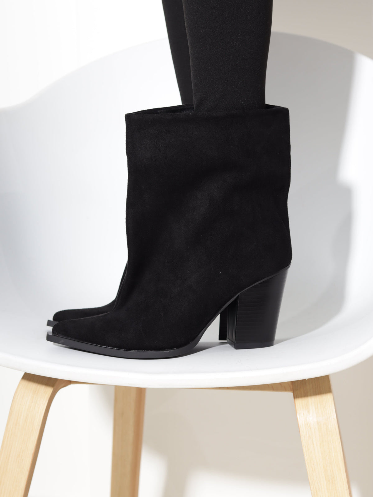 Bottines à bout pointu pour femmes