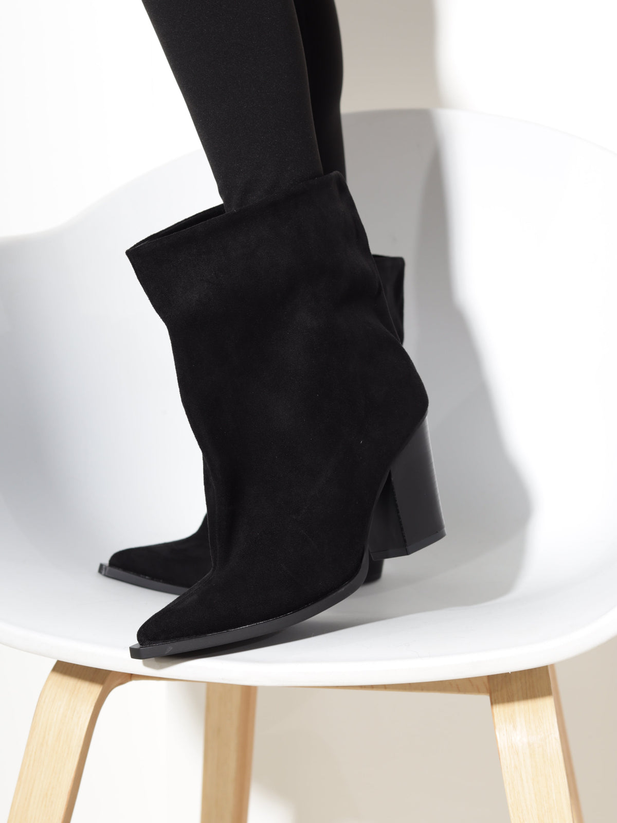 Bottines à bout pointu pour femmes