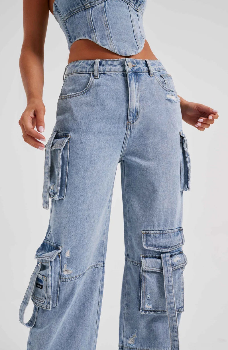 Ensemble Corset à Bretelles et Pantalon Cargo à Coupe Décontractée pour Femme | Idéal pour Tenues Décontractées