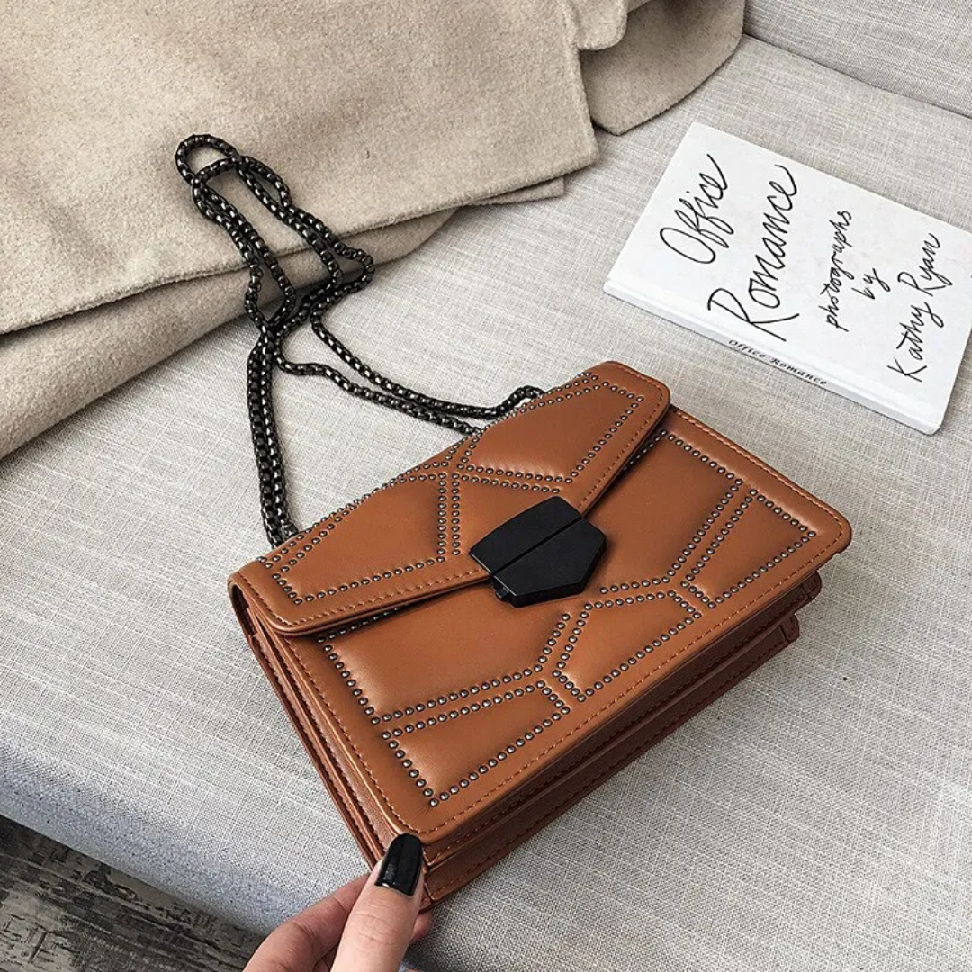 Sac Crossbody Rectangulaire avec Chaîne pour Femmes | Idéal pour le Quotidien