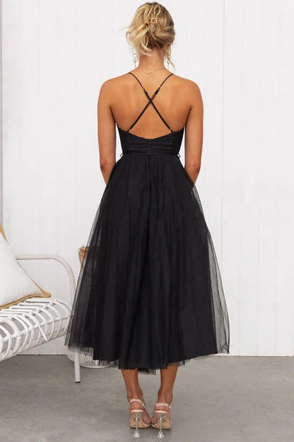 Robe Longue de Soirée à Bretelles en tissu Fluide pour Femme | Idéale pour les Cérémonies Estivales