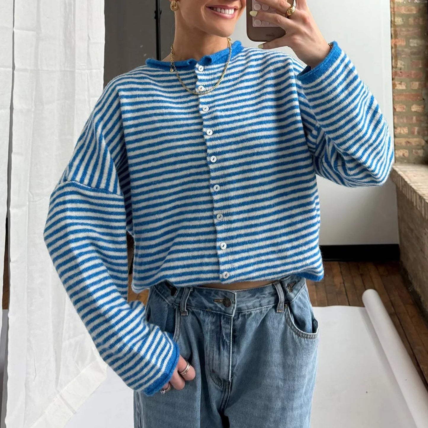 Cardigan rayé boutonné pour femmes