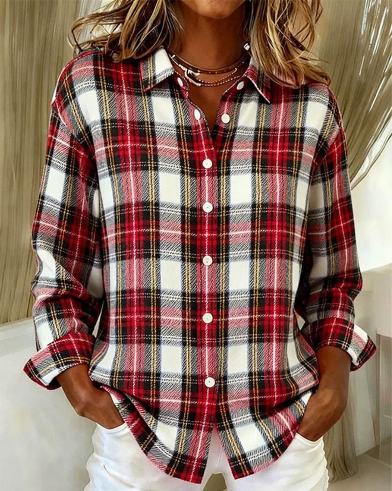 Chemise à carreaux boutonnée pour femmes