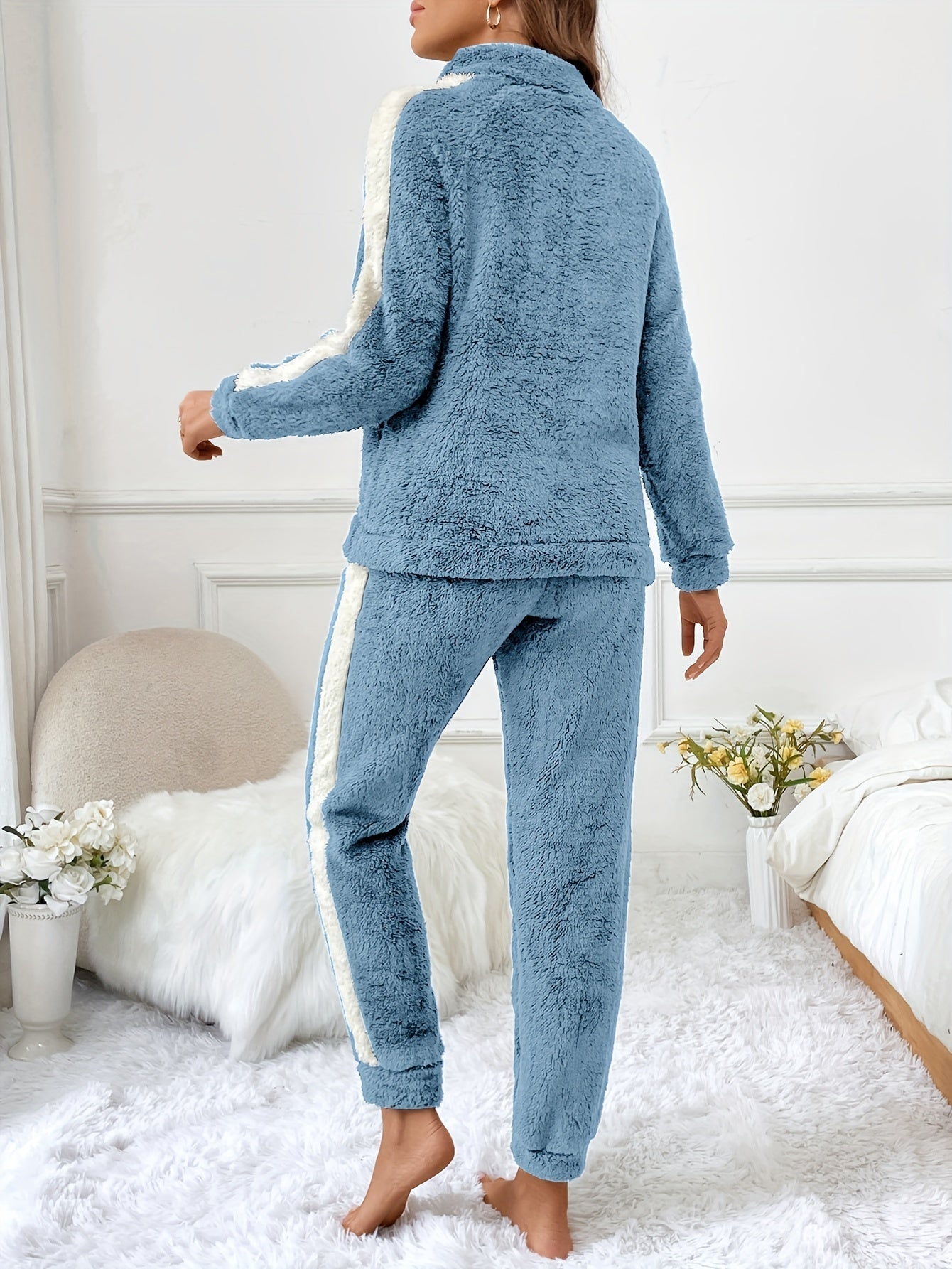 Ensemble Pyjama Deux Pièces avec Haut à Demi-Fermeture et Pantalon de Détente pour Femme | Idéal pour l’Automne et l’Hiver