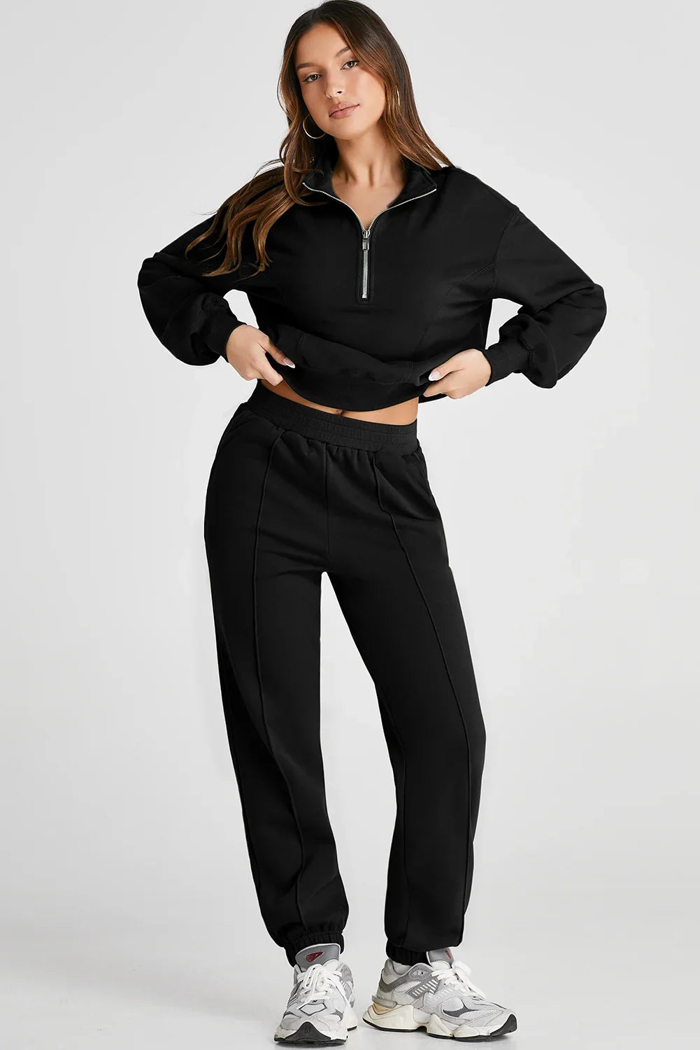 Ensemble sweat à col zippé et jogging pour femmes