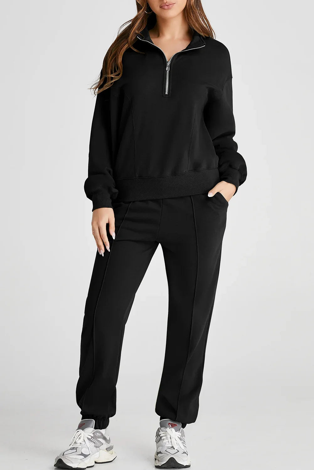 Ensemble sweat à col zippé et jogging pour femmes