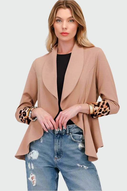 Blazer Léopard à Manches Relevées et Devant Ouvert pour Femme | Idéal pour Tenues Décontractées ou Festives