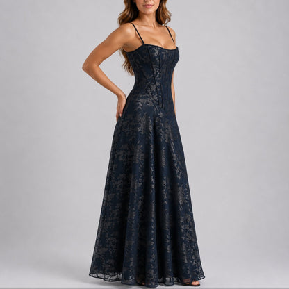 Robe longue à bretelles fines avec motif floral pour femme | Idéal pour les cérémonies