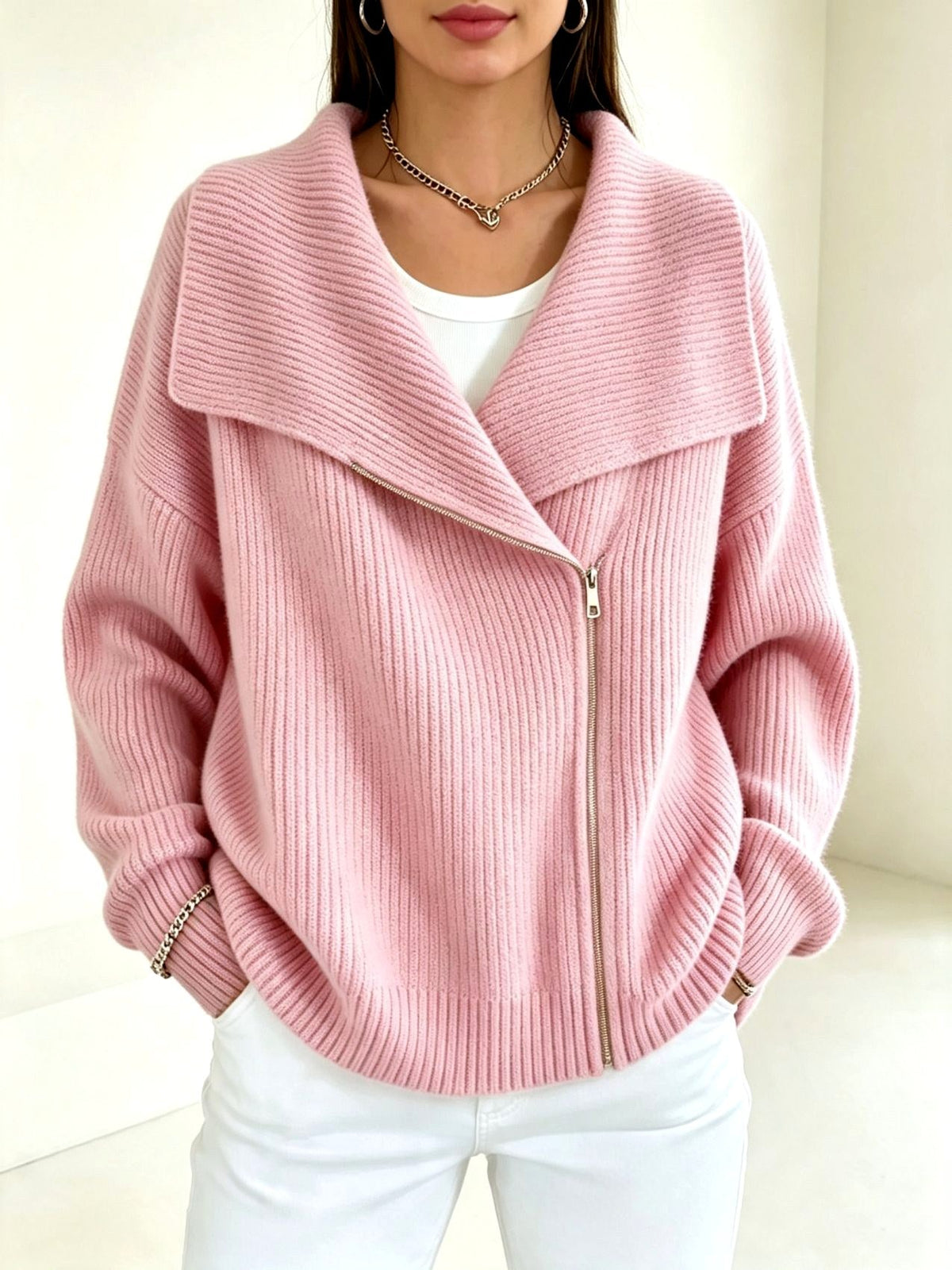 Gilet zippé à col large pour femmes