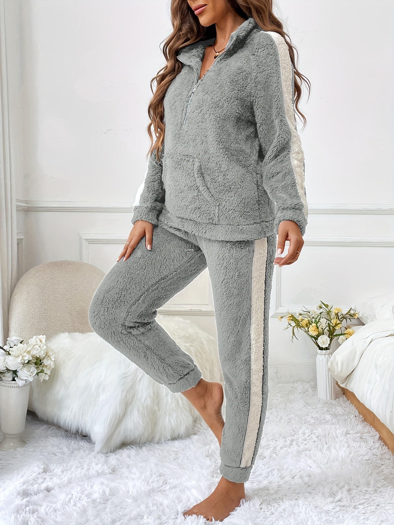 Ensemble Pyjama Deux Pièces avec Haut à Demi-Fermeture et Pantalon de Détente pour Femme | Idéal pour l’Automne et l’Hiver