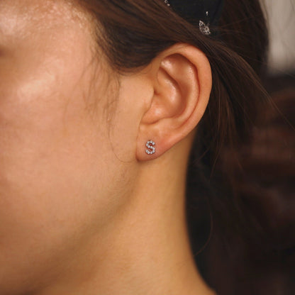 Boucles d'oreilles initiale pour femmes