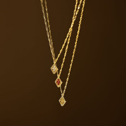 Collier pendentif losange pour femmes