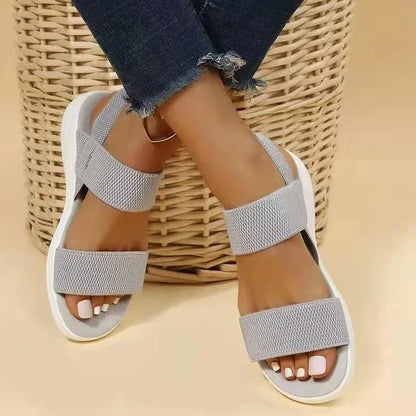 Sandales Plates avec Brides Larges pour Femmes | Idéales pour l’Été et les Vacances