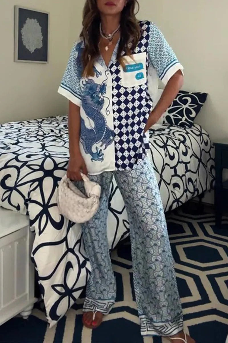 Ensemble Deux Pièces Imprimé avec Col Rabattu et Manches Courtes pour Adulte | Idéal pour une Tenue Décontractée