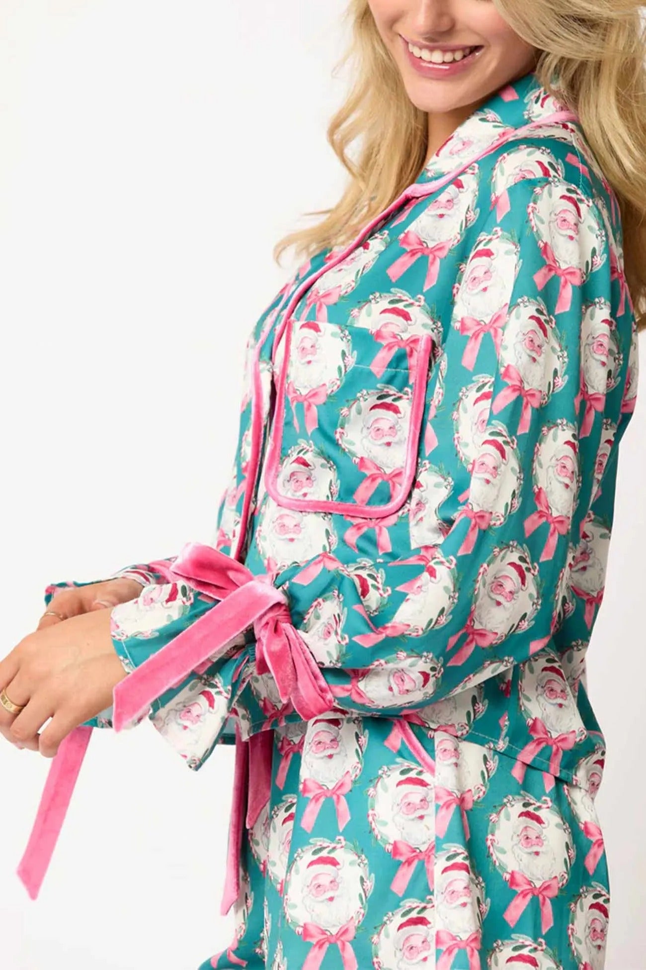 Ensemble Deux Pièces Imprimé Noël avec Col à Revers et Manches Longues pour Adulte | Idéal pour la Période des Fêtes