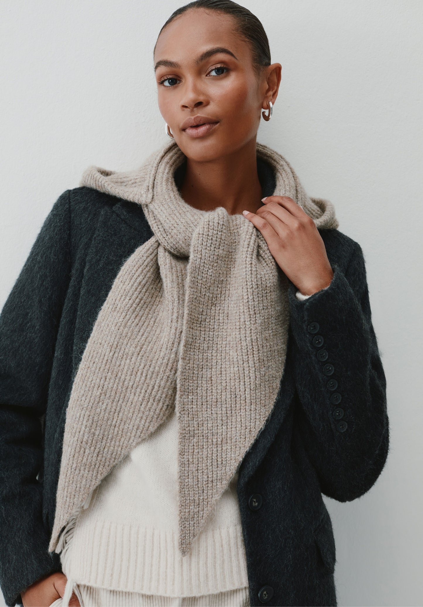 Écharpe à Capuche avec Design Pratique pour Adultes | Idéale pour l’Hiver