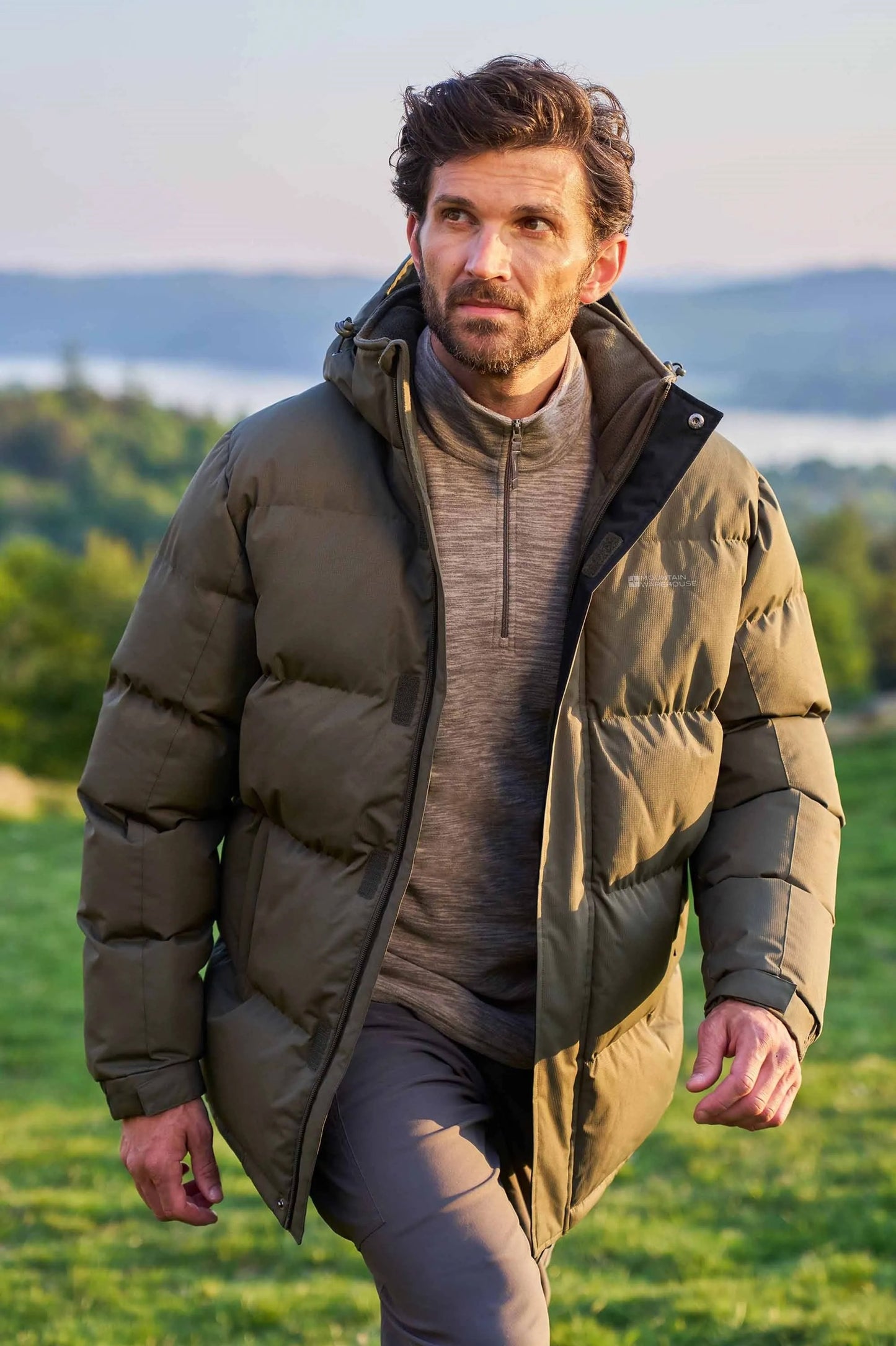 Veste Matelassée avec Capuche et Poches Zippées pour Homme | Idéale pour l’Hiver