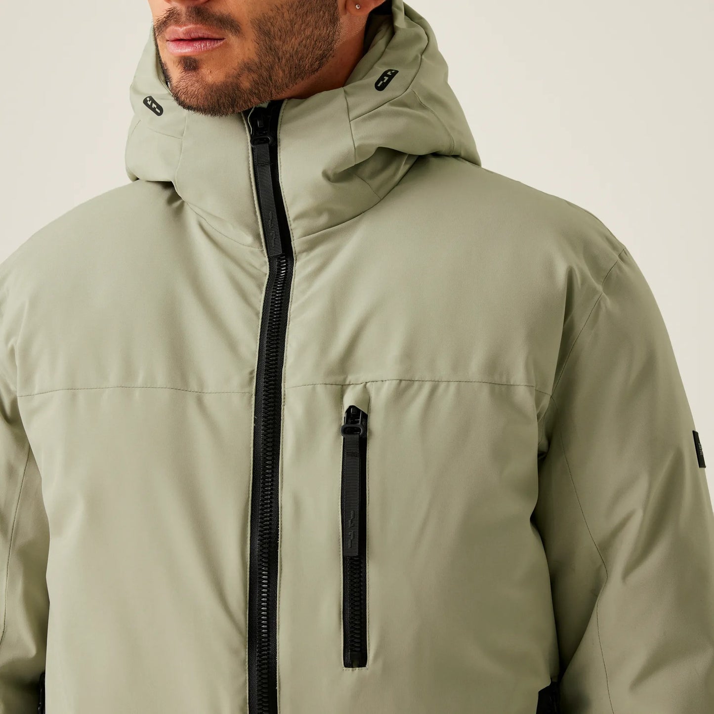 Veste Matelassée avec Capuche et Poches Zippées pour Homme | Idéale pour l’Hiver