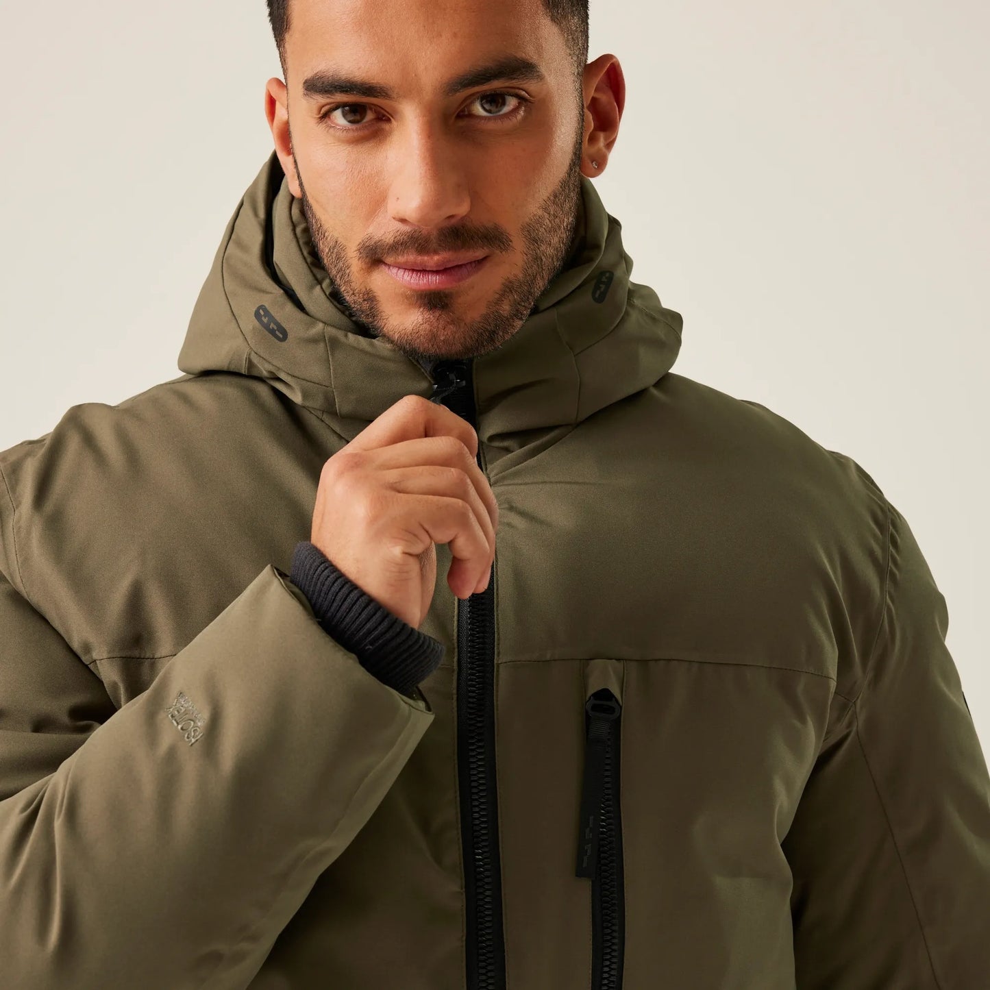 Veste Matelassée avec Capuche et Poches Zippées pour Homme | Idéale pour l’Hiver