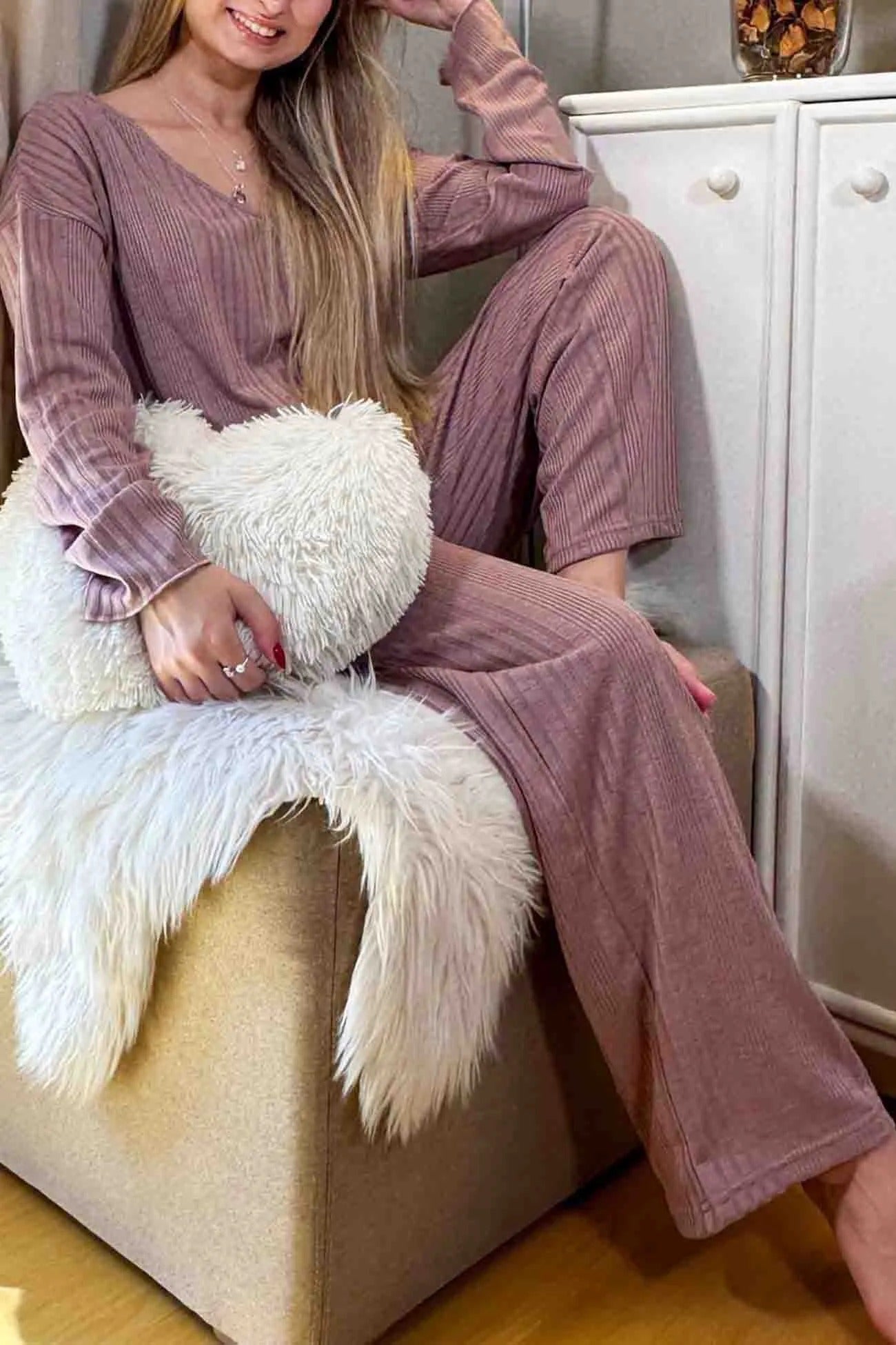 Ensemble Deux Pièces À Col En V avec Pantalon Long pour Femmes | Idéal pour Un Usage Quotidien