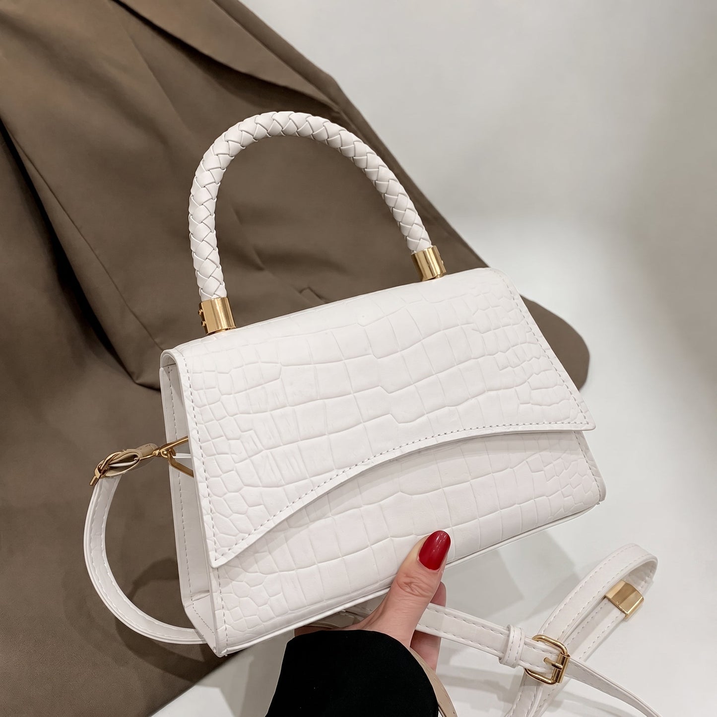Sac à poignée tressée pour femmes