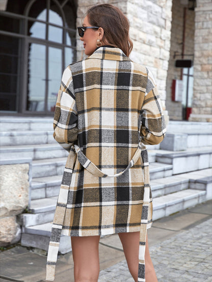 Manteau à carreaux ceinturé pour femmes