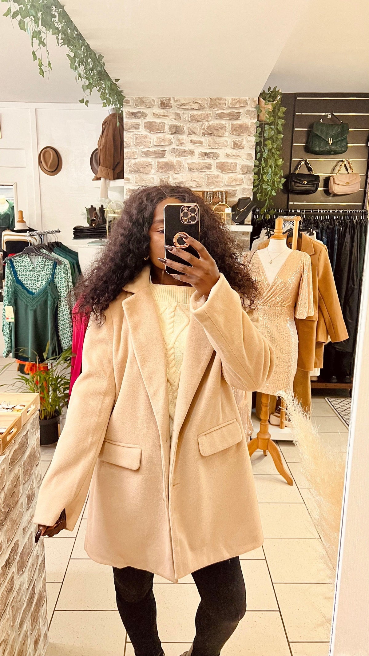 Manteau boutonné à revers crantés pour femmes