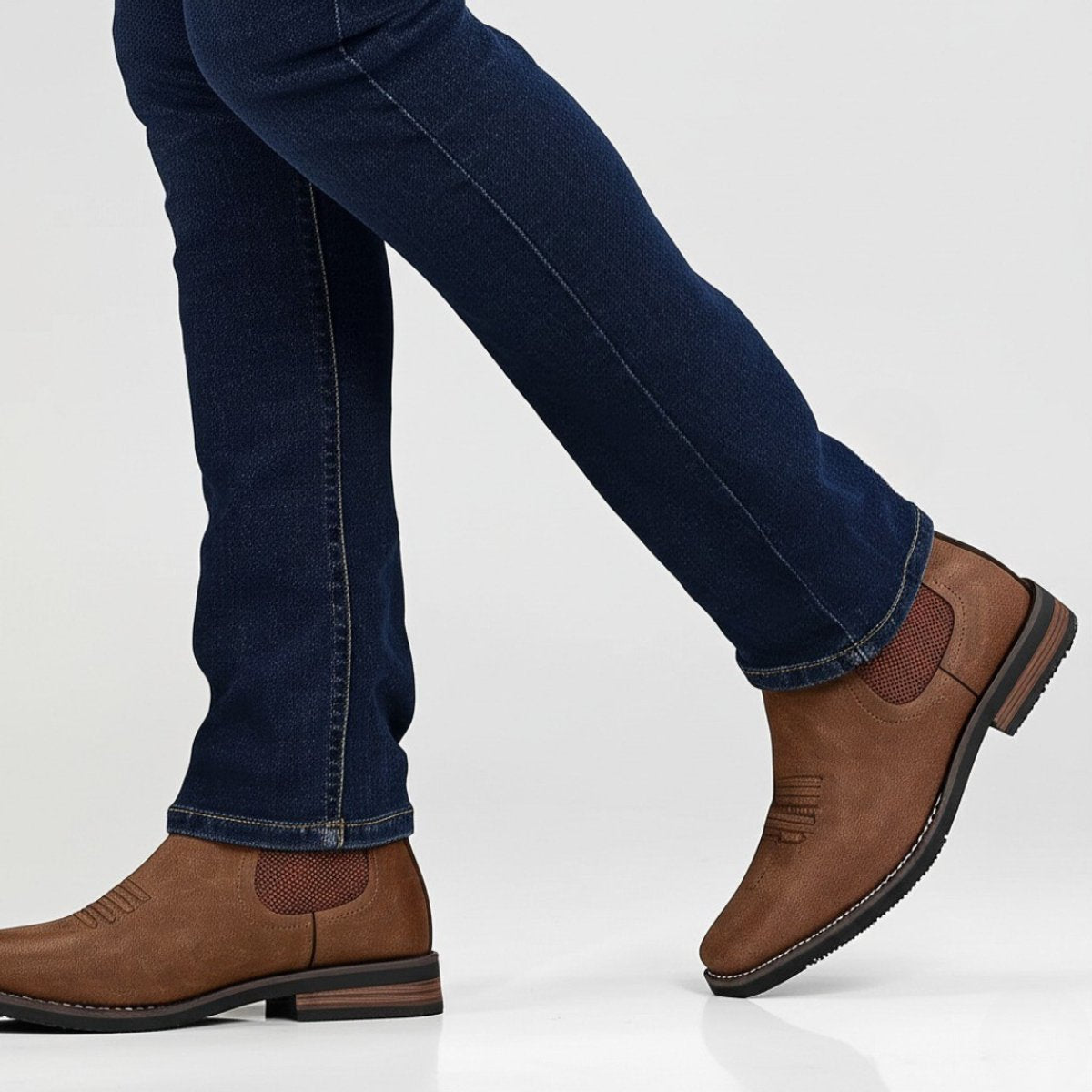 Chelsea boots avec surpiqûres d'inspiration western pour homme | idéal pour les sorties en ville