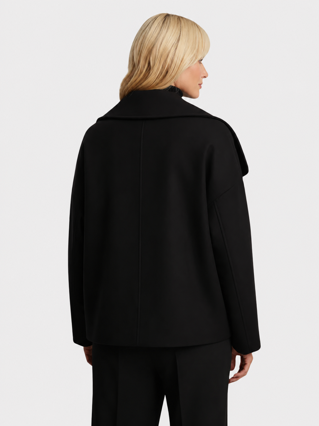 Manteau court à col rabattu et fermeture croisée pour femme | Idéal pour l’hiver