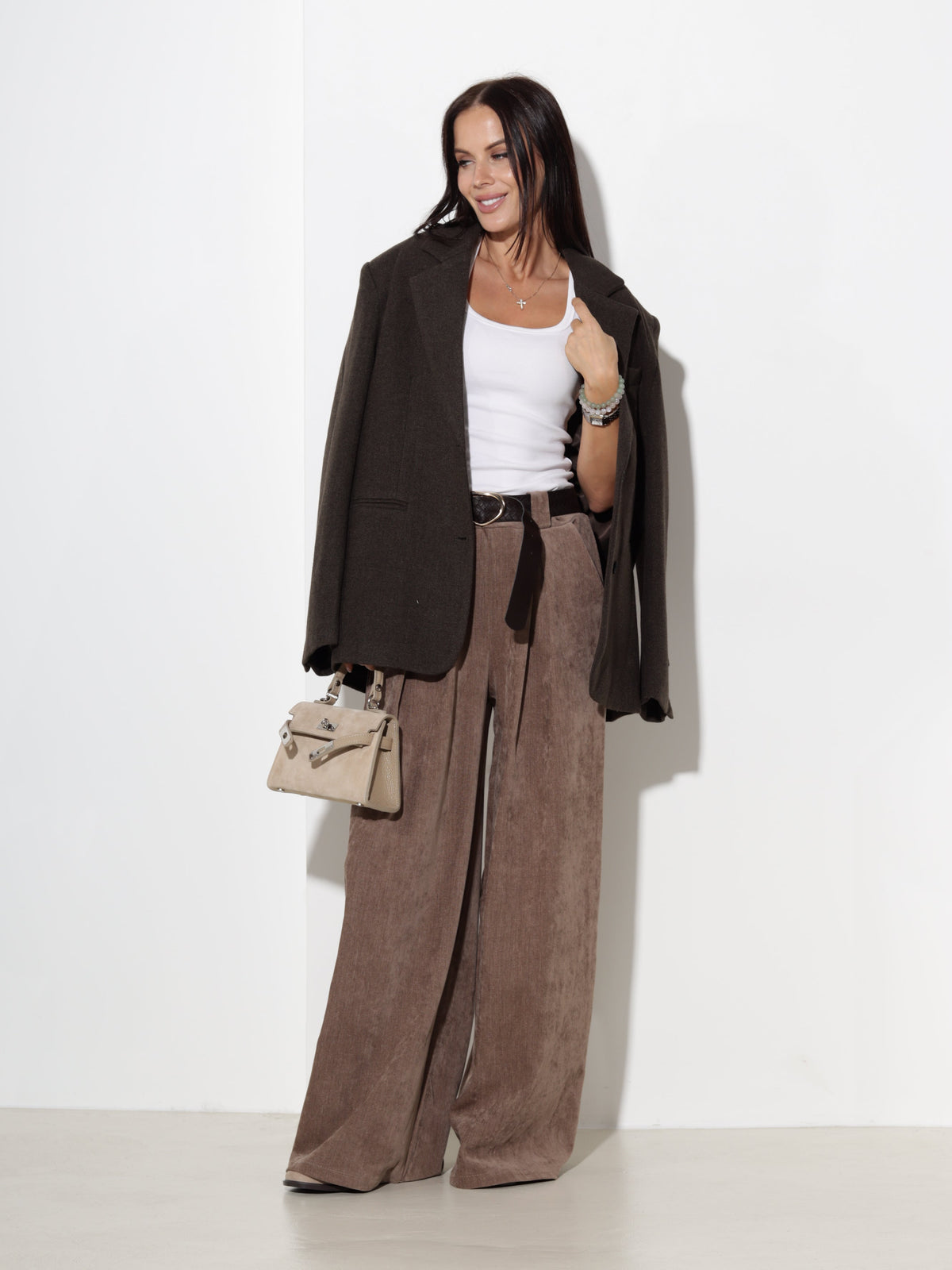 Pantalon large à pinces pour femmes