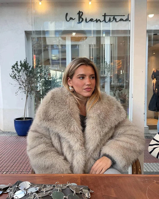 Manteau Long avec Coupe Ample et Manches Longues pour Femme | Idéal pour l’Hiver