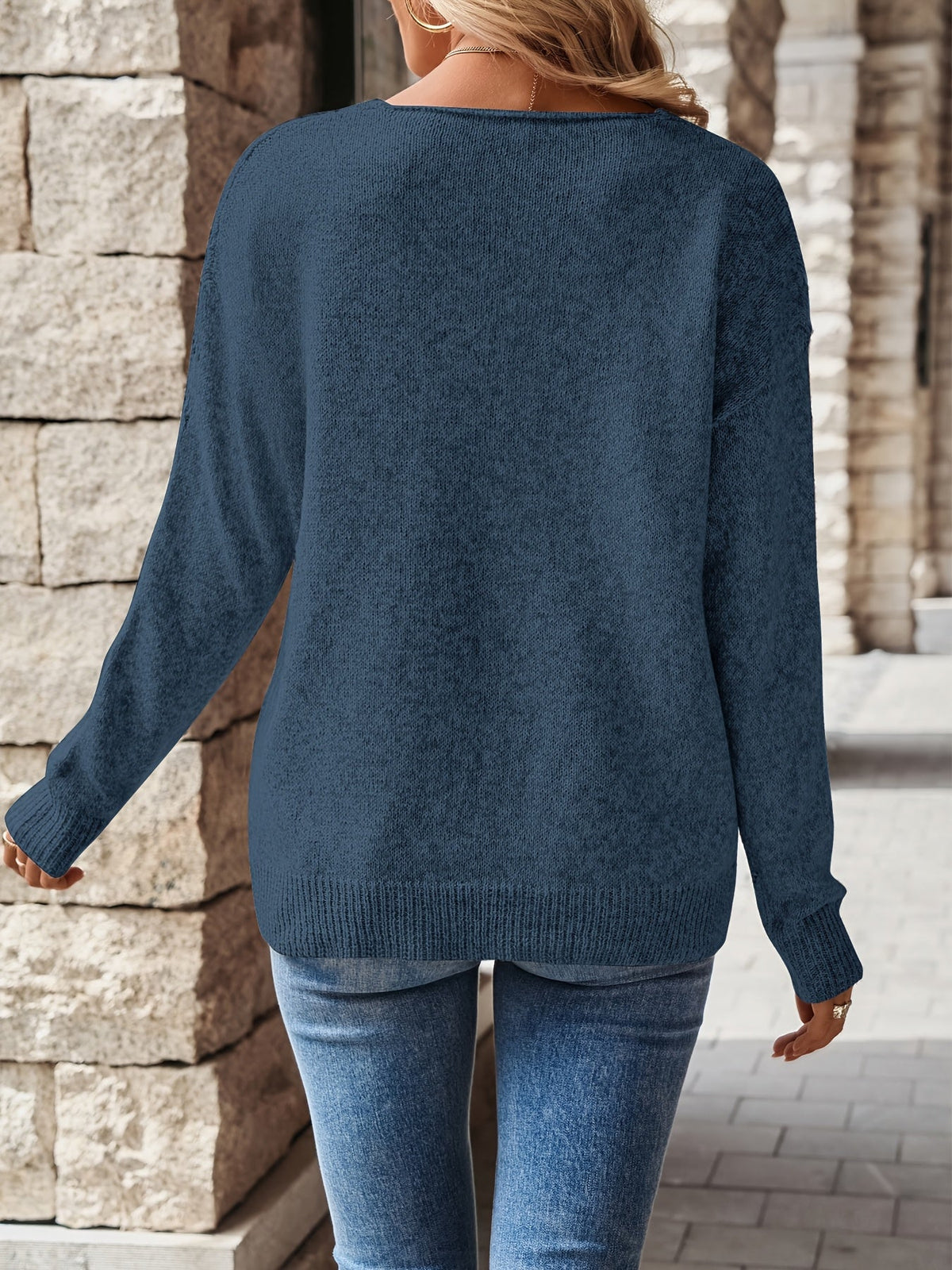 Pull col V ajouré pour femmes
